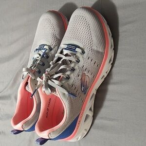 Sketcher glide step